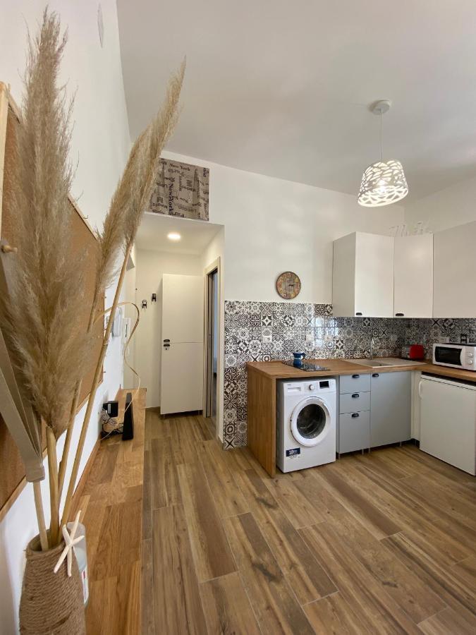 רומא Menasihome מראה חיצוני תמונה